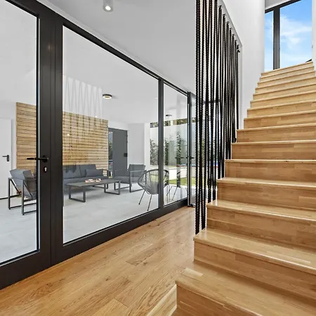 Modern And Peaceful Miaa & Osea * Medulin