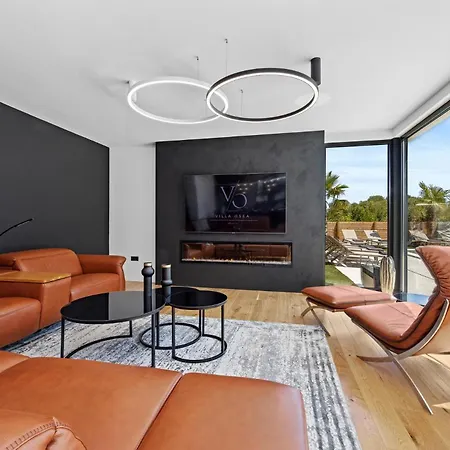 Modern And Peaceful Miaa & Osea